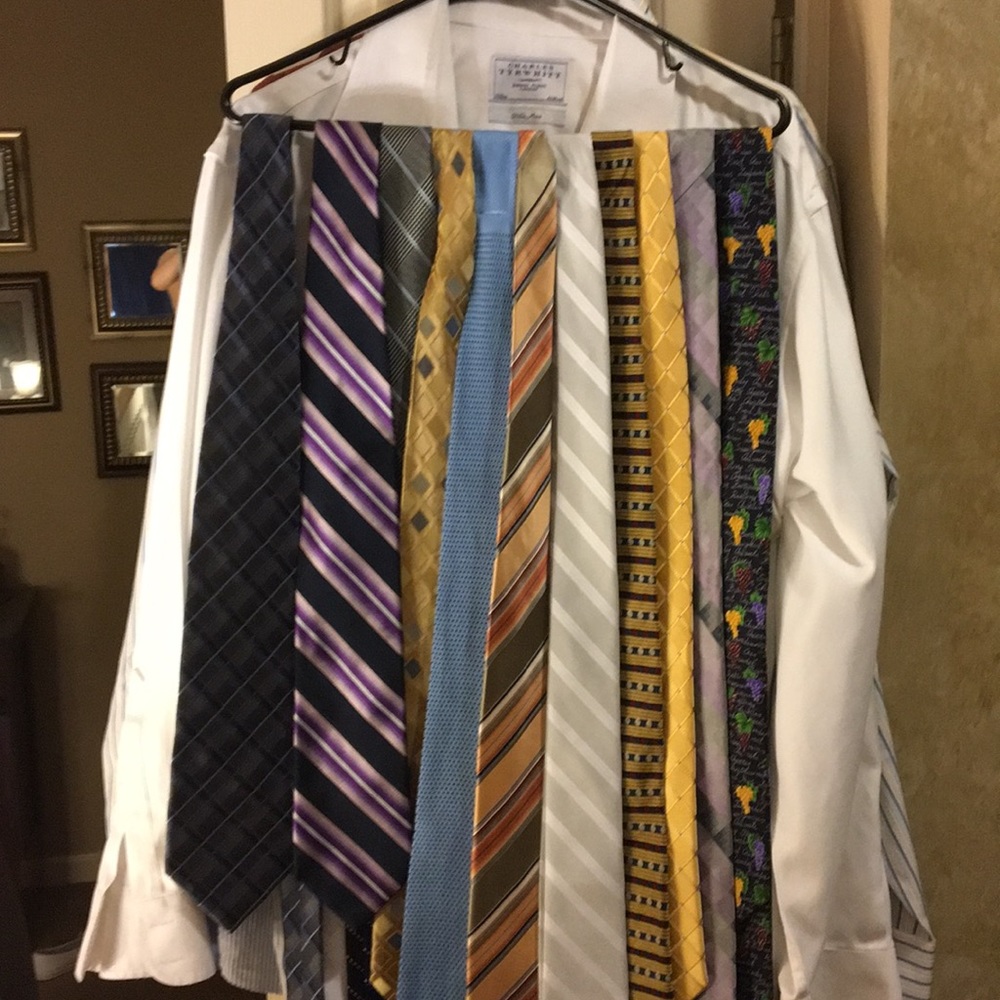 Tie lot #11